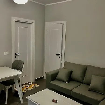 2d 2 Apartment Golem (Tirana)